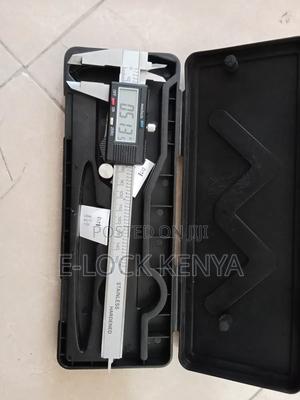 Digital Portable Caliper Measuring Device - thumbnail 2