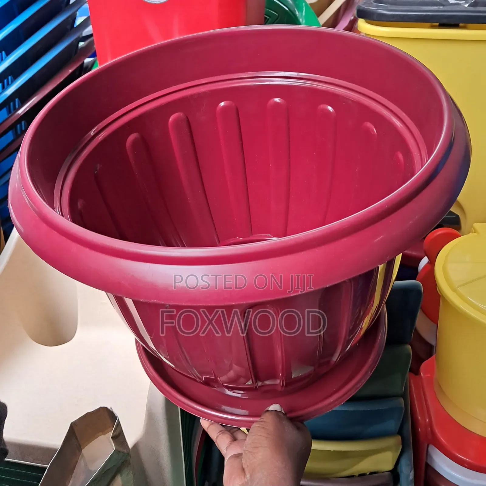 20litres Plastic Planters/ Flower Pots With Drainage Plate.