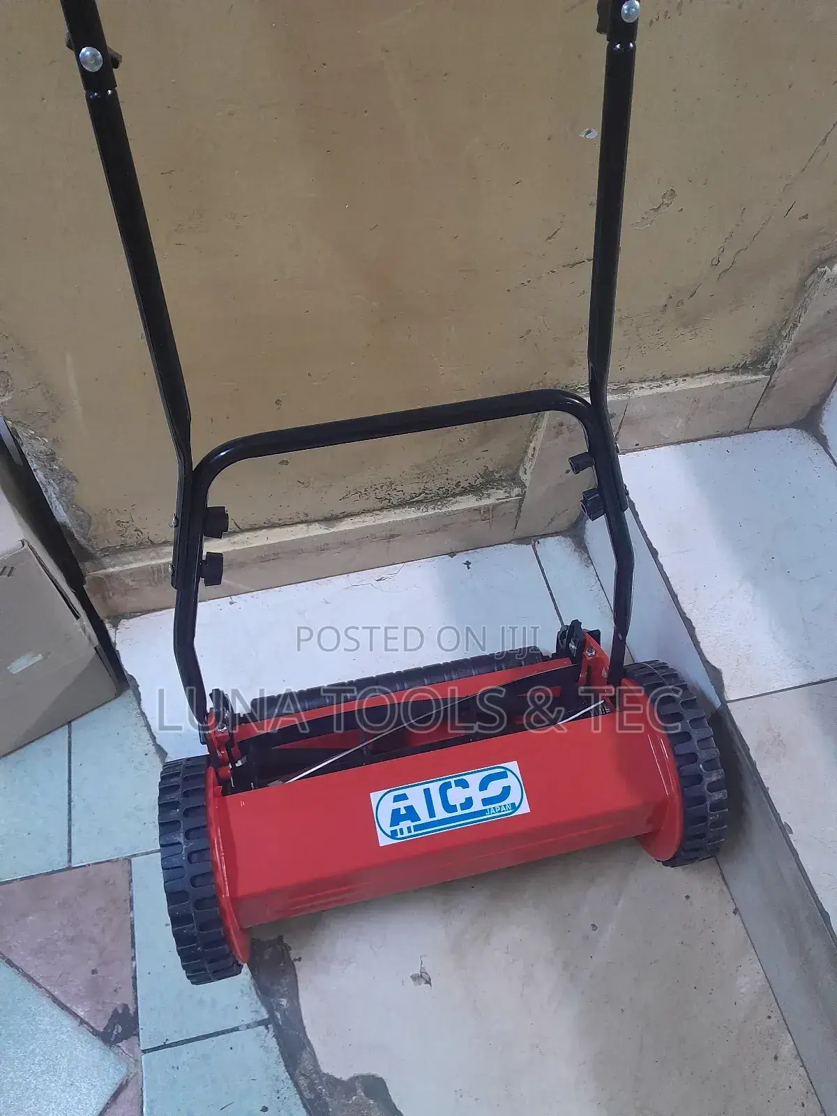 Easy to Use,Manual Lawn Mower,16 Inches.