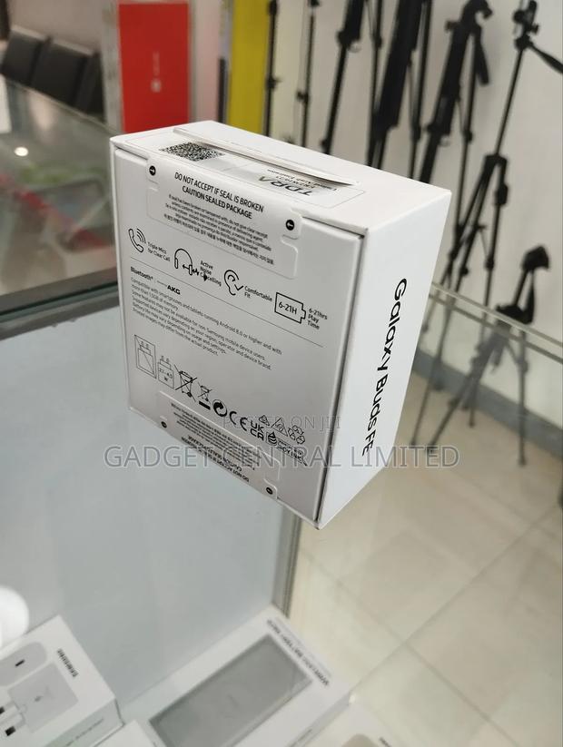 Samsung Galaxy Buds FE - thumbnail 2