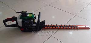 Gasoline Hedge Trimmer. - thumbnail 2