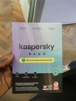 Kaspersky Plus Internet Security 5 User 1 Year Subscription - thumbnail 2