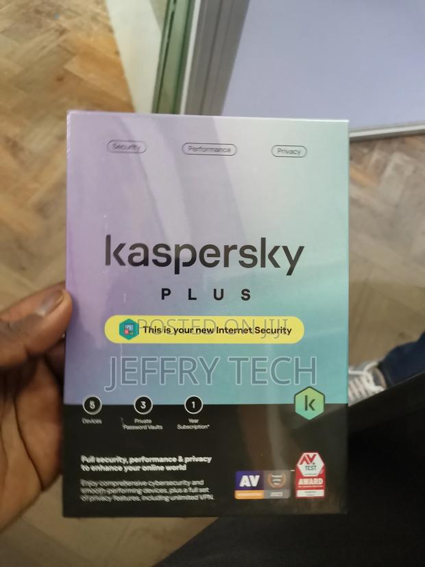 Kaspersky Plus Internet Security 5 User 1 Year Subscription - thumbnail 3