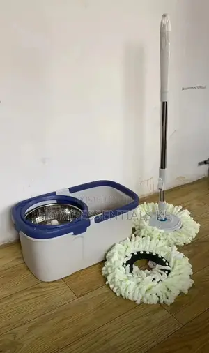 *Heavy Duty 360 Degree Rotating Mop With 2 Microfiber Heads