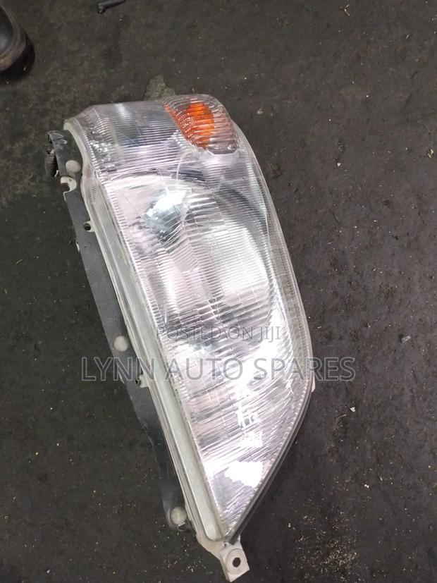 Complete Headlight Toyota Dyna - thumbnail 2