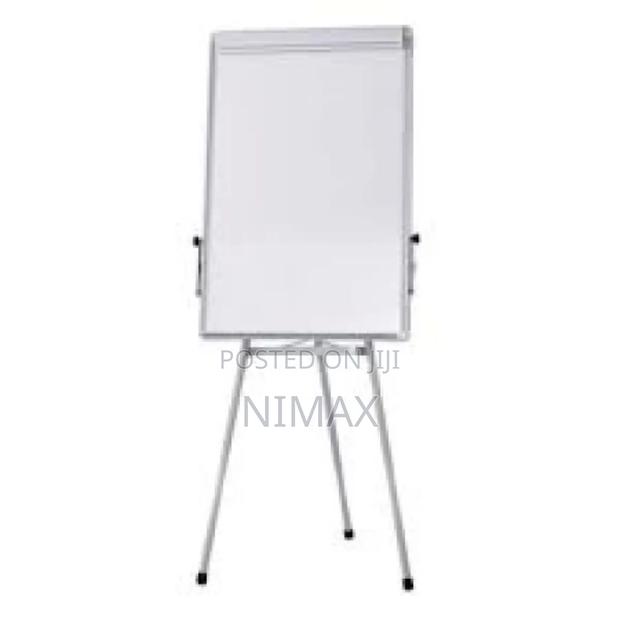 Flip Chart Holder and Whiteboard With Tripod Stand - thumbnail 4