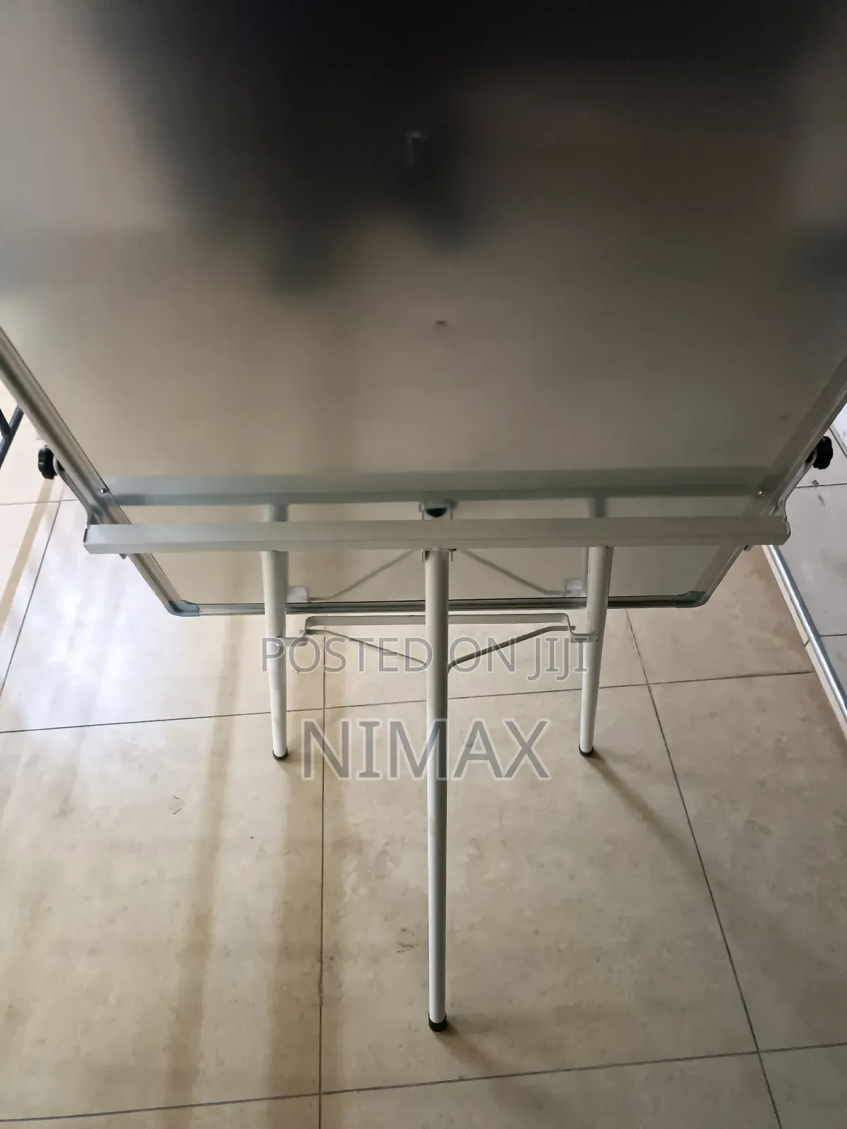 Flip Chart Holder and Whiteboard With Tripod Stand