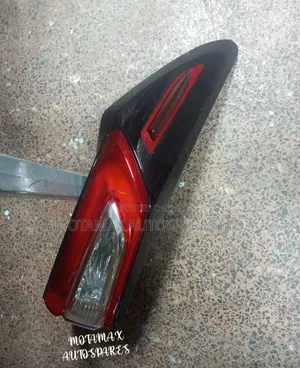 Toyota Harrier New Shape Tail Light -Red