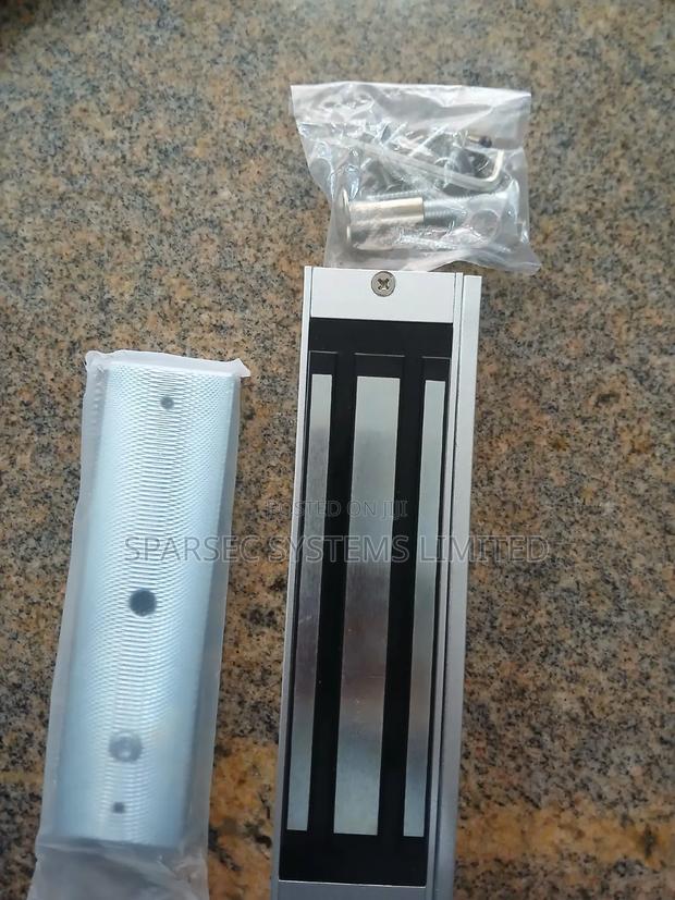 Single Door Magnetic Lock With 350kg Holding Force (LED)