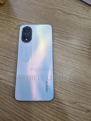 Oppo A18 128 GB Blue