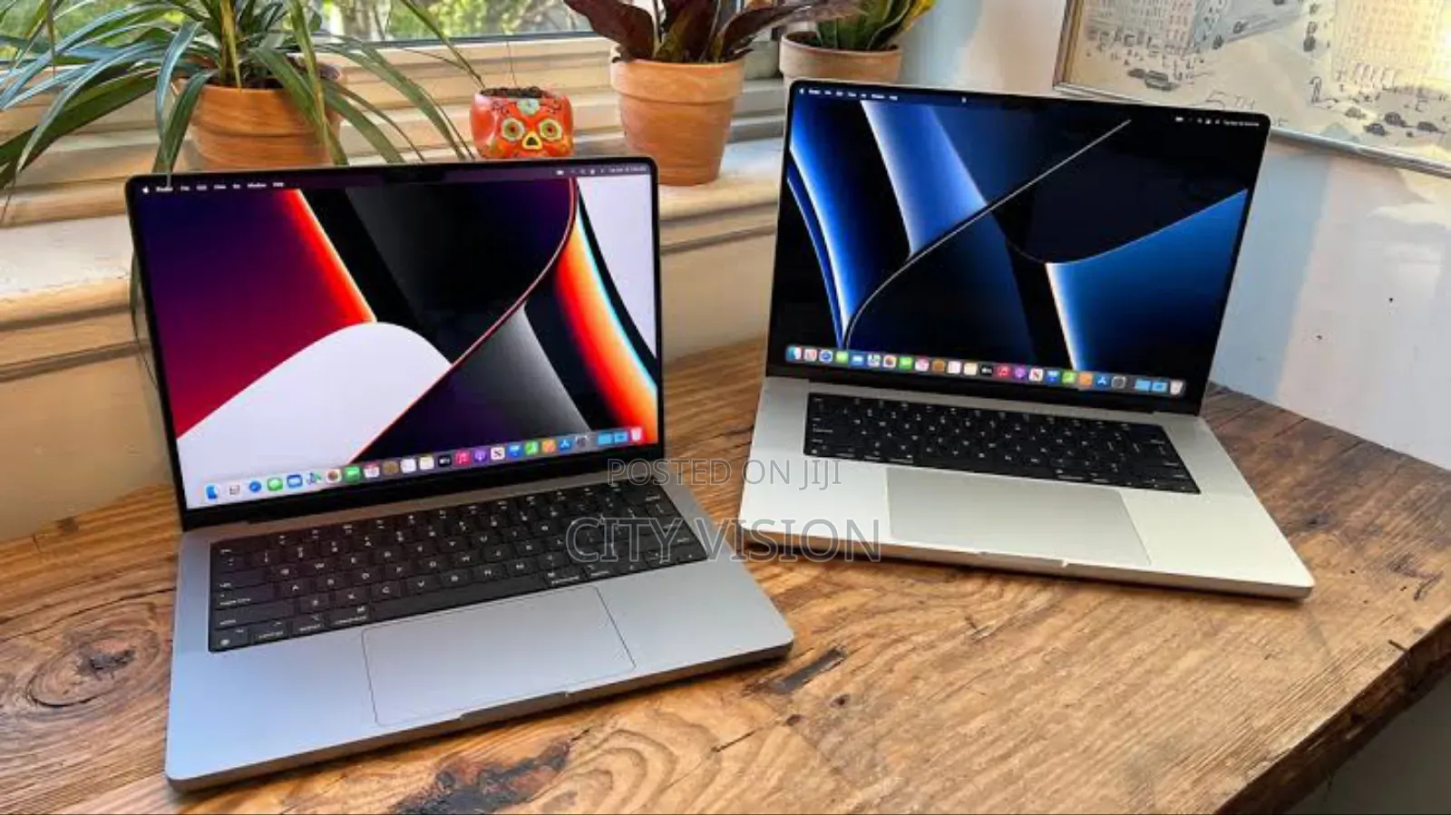 New Laptop Apple MacBook Pro 32GB Apple M2 SSD 1T