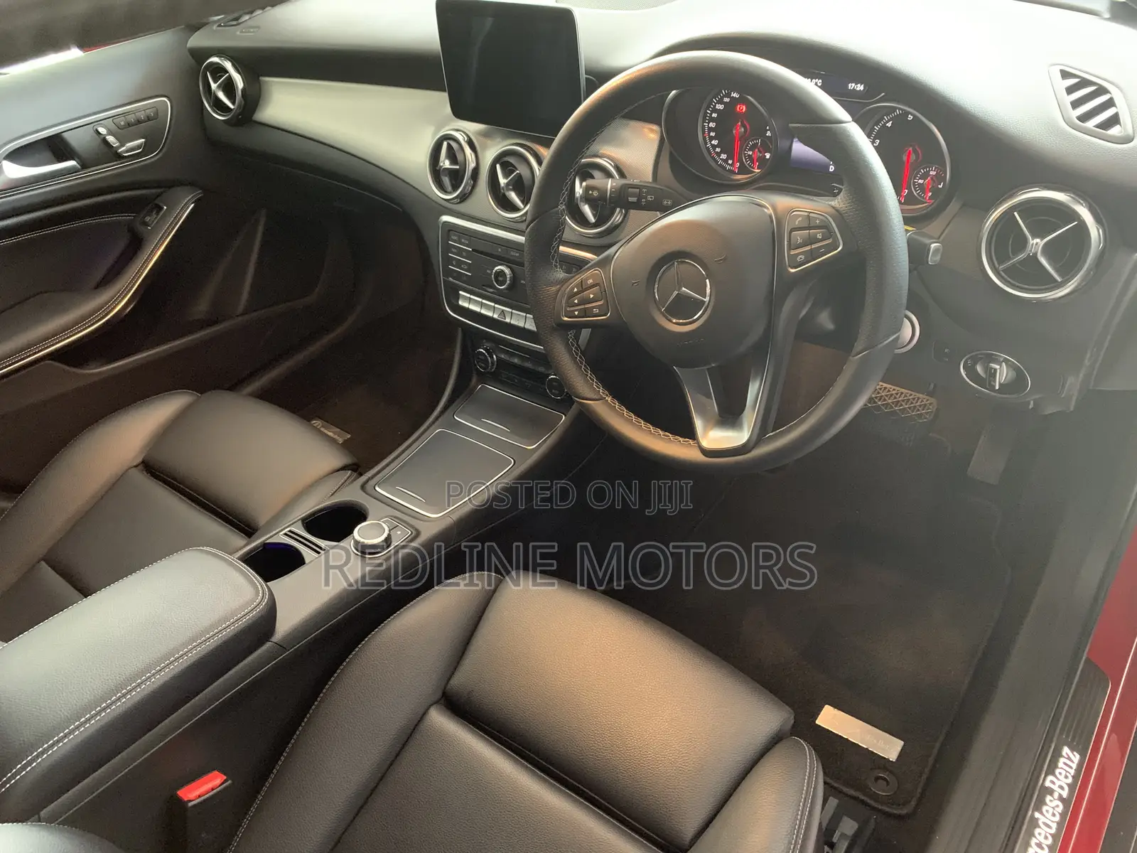 Mercedes-Benz GLA-Class 2017 Red