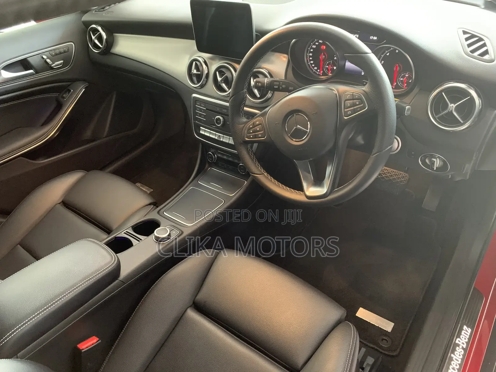 Mercedes-Benz GLA-Class 2017 Red