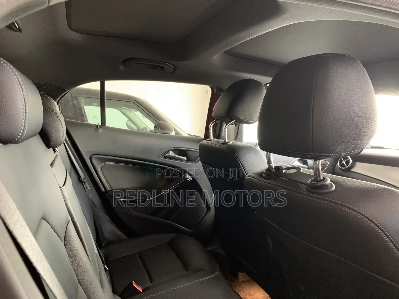 Mercedes-Benz GLA-Class 2017 Red