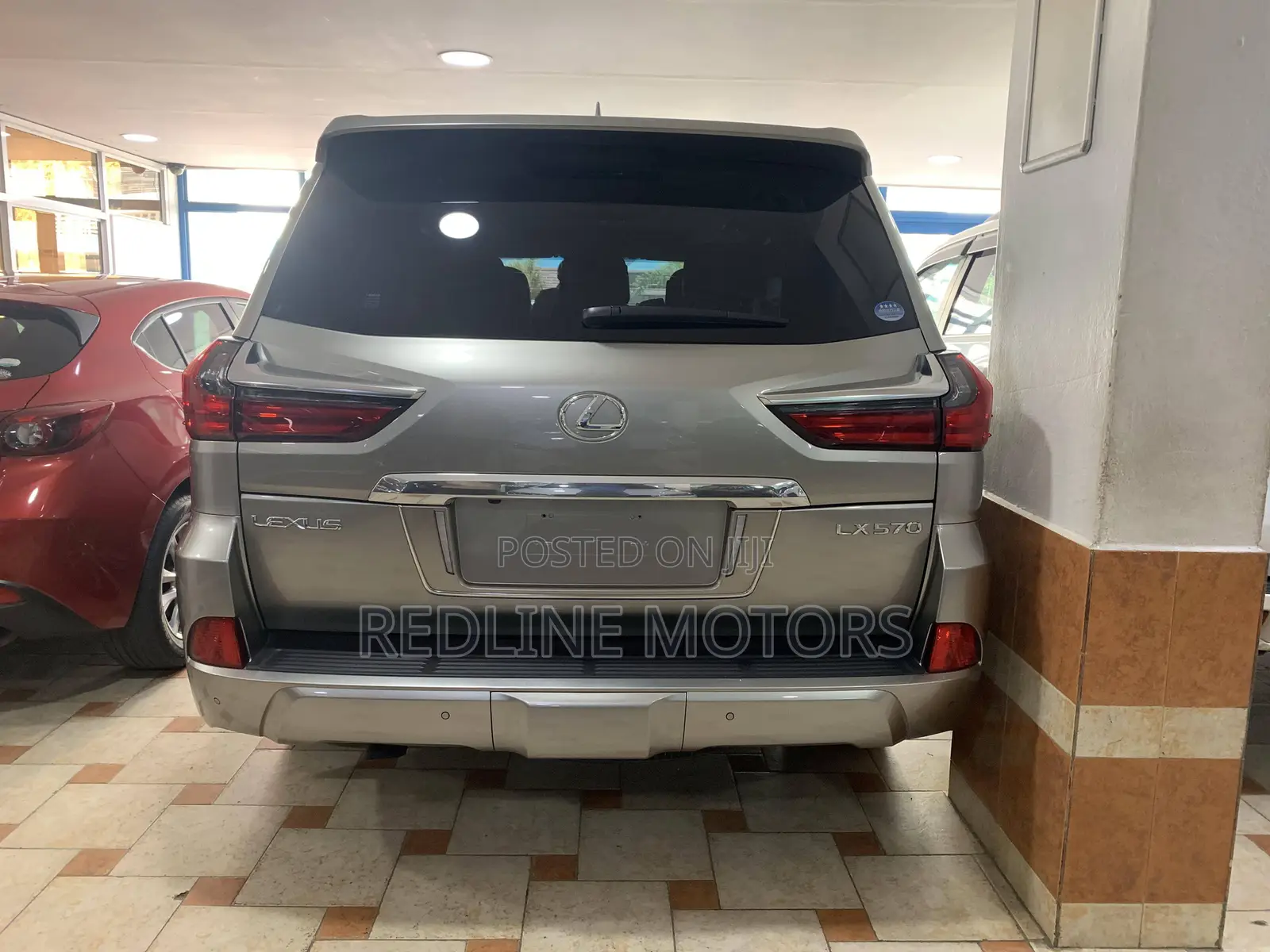 Lexus LX 570 AWD 2018 Silver
