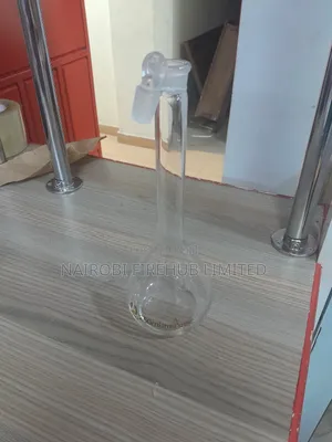 Flat Bottomed Flask for School Lab