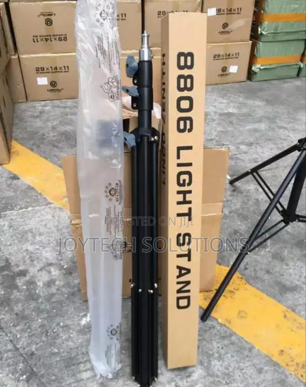 8806 Light Stand - main view