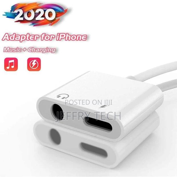2 in 1 iPhone to Headset and Charging Adapter 8 Pin + 3.5mm - thumbnail 3