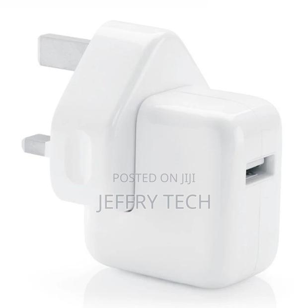 12W USB Travel Charger for iPad / iPod / iPhone, UK Plug