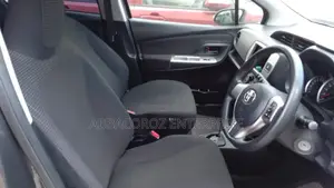 Toyota Vitz 1.3 FWD 3dr 2016 Pink