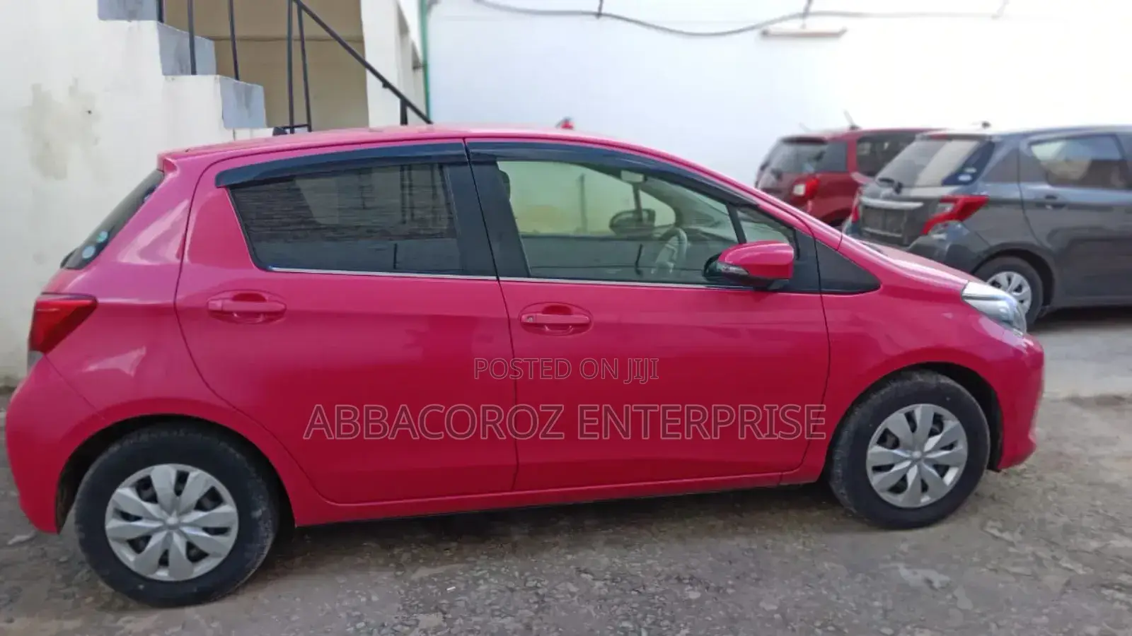 Toyota Vitz 1.3 FWD 3dr 2016 Pink