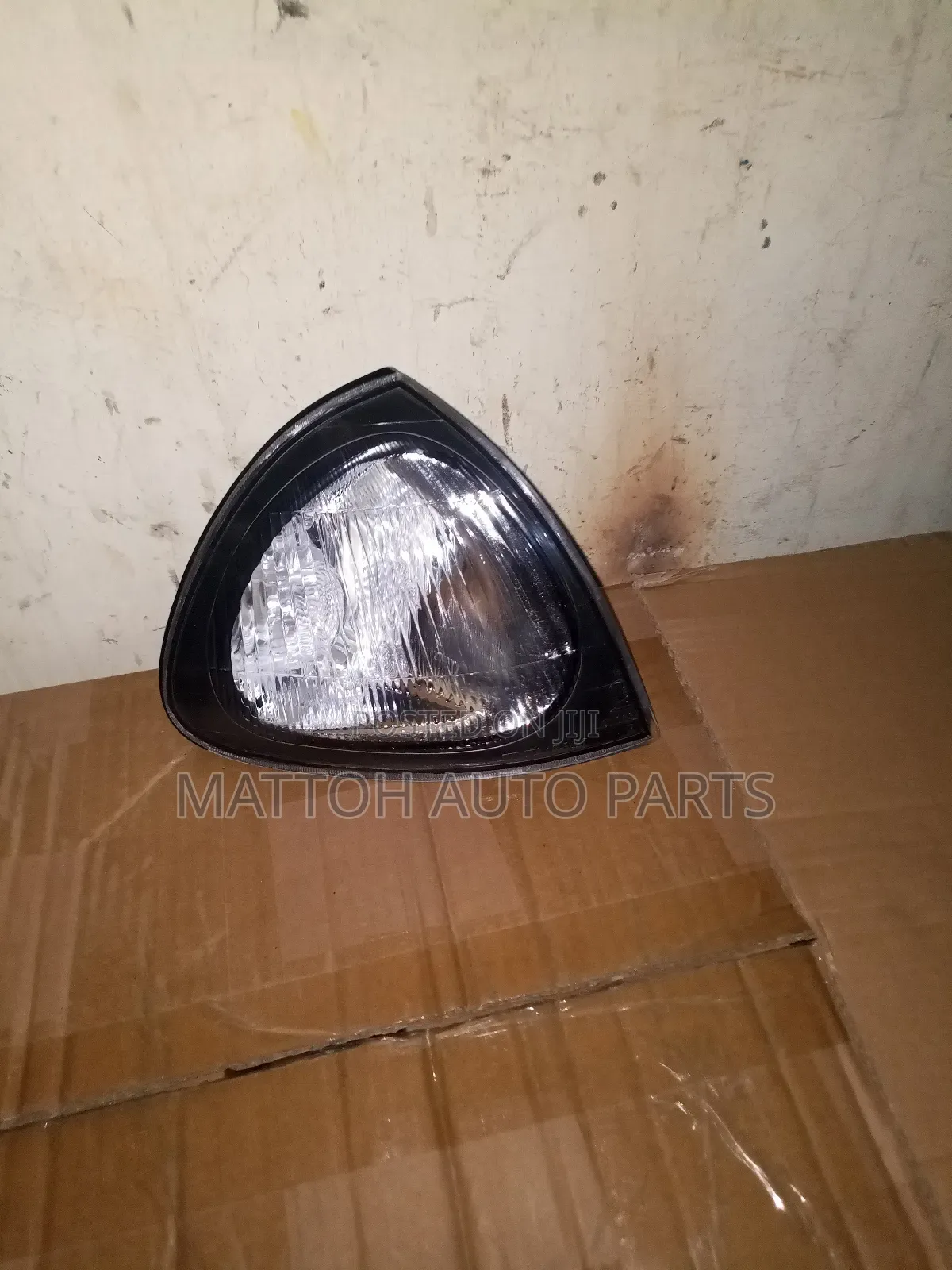 Caldina Samosa Corner Light