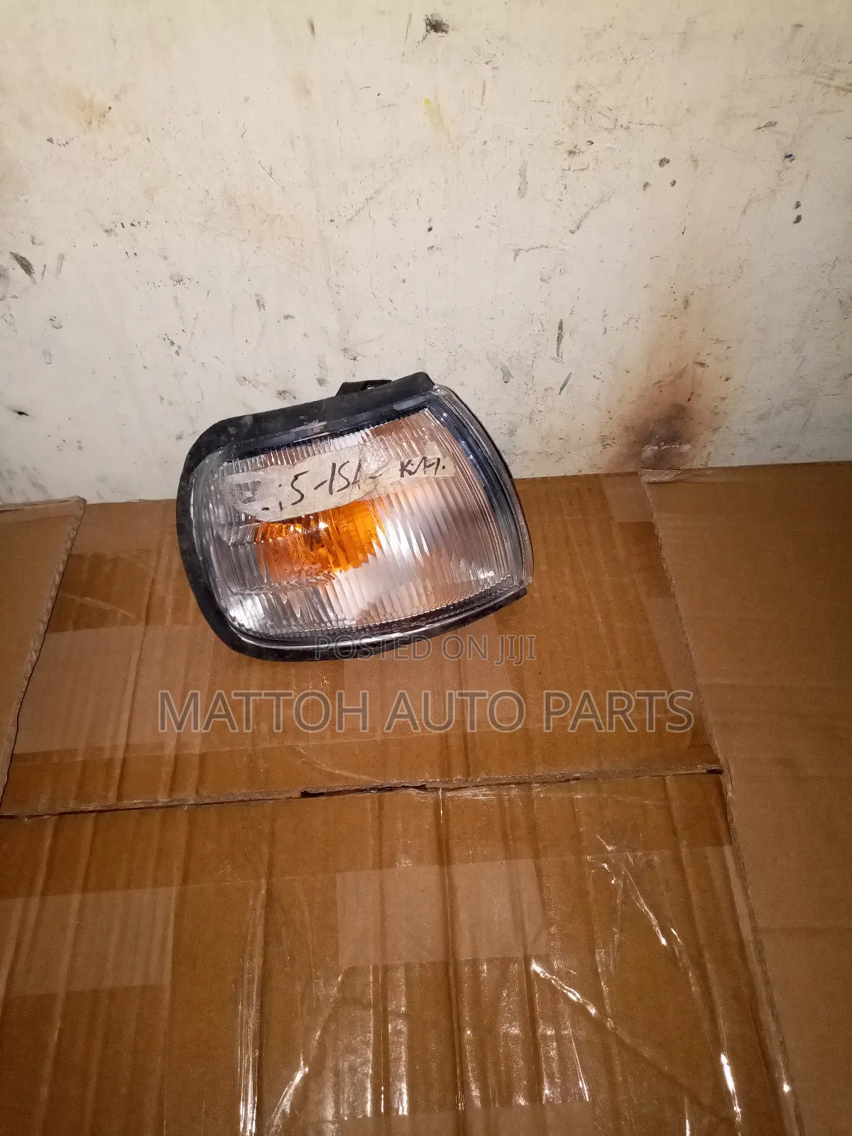 Corner Light B13