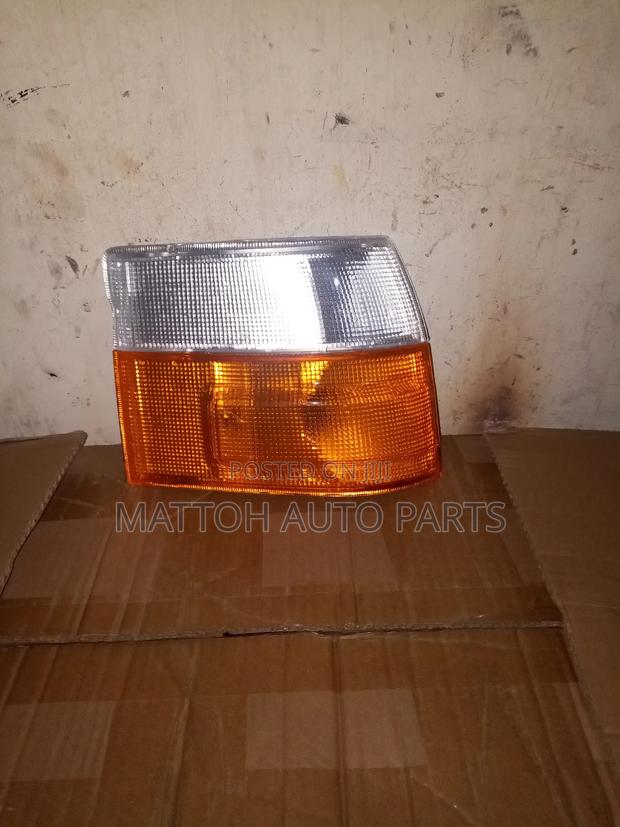 Toyota Hiace Corner Light - main view