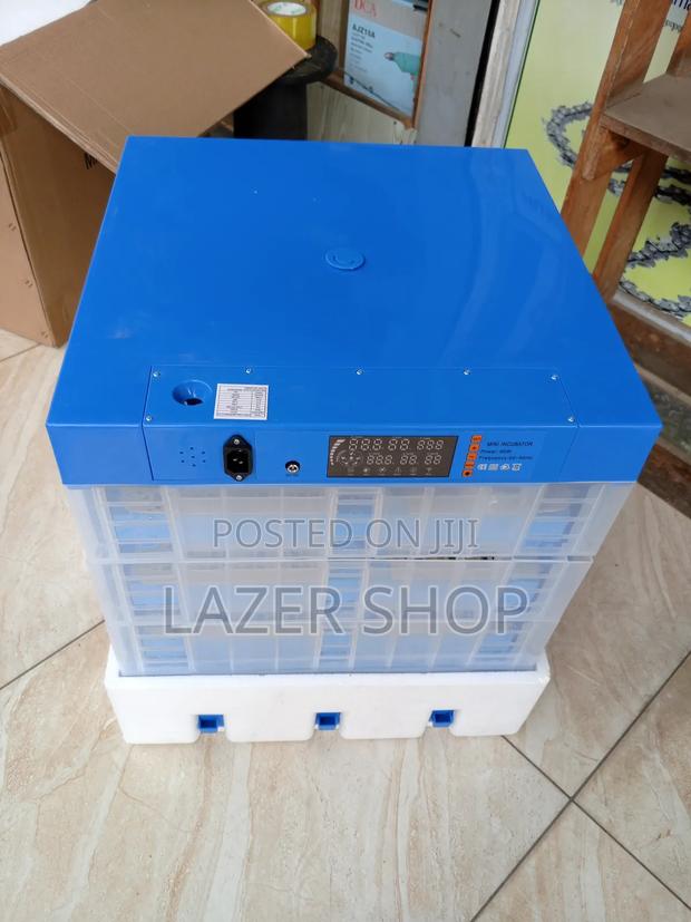 256 Eggs Incubator - thumbnail 2