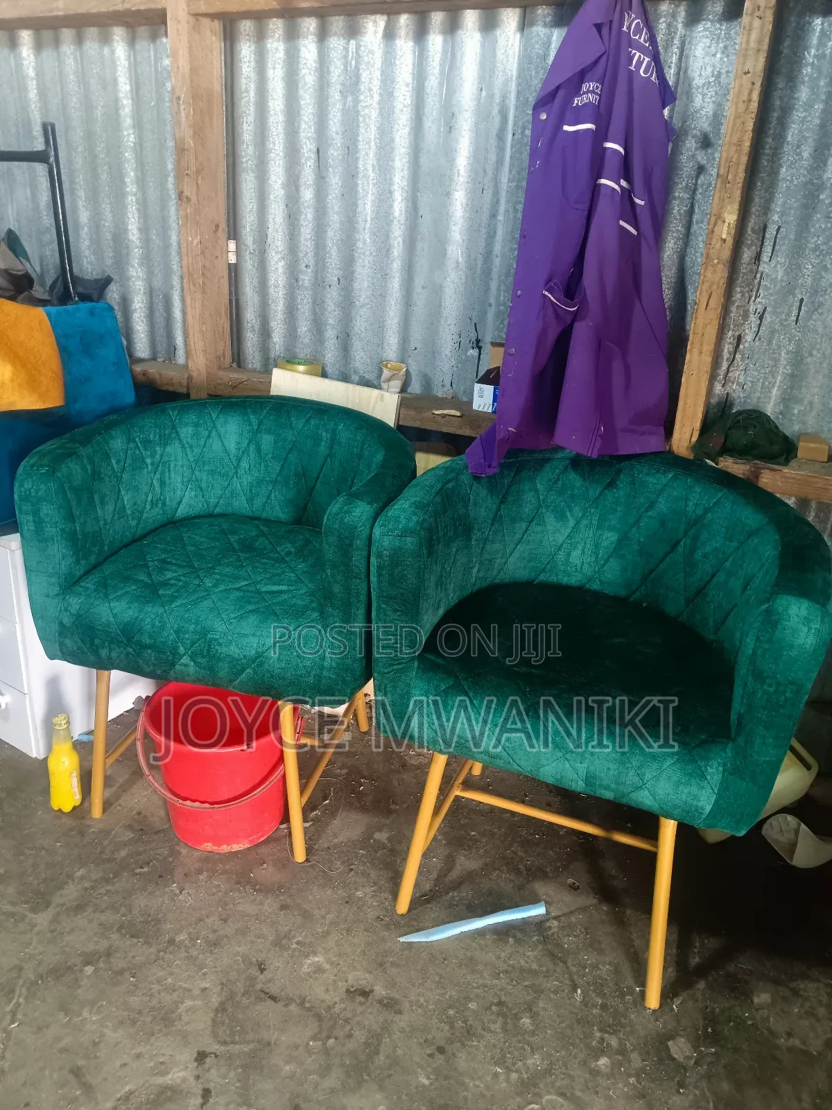 Styling Chair Green and Gold 