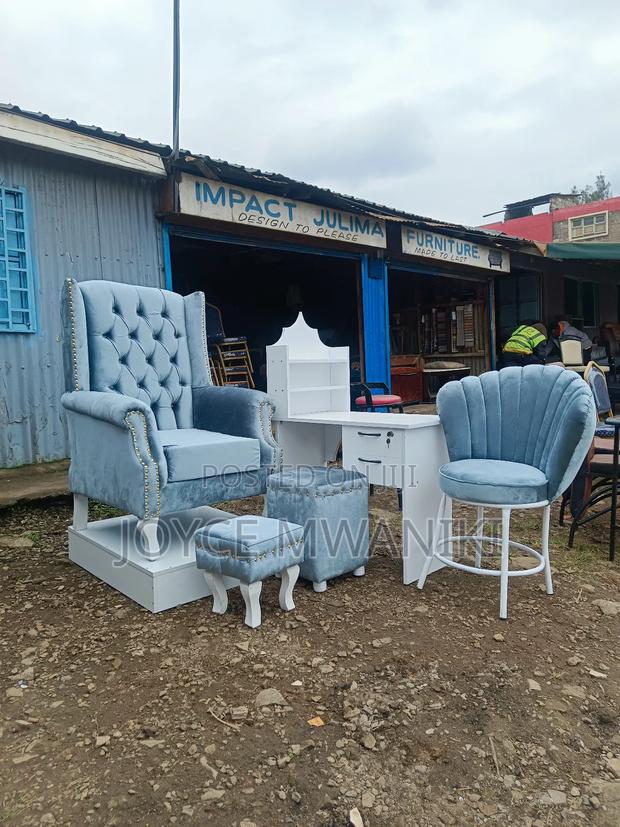 Pedicure Set and Manicure Set, Grey and White - thumbnail 3