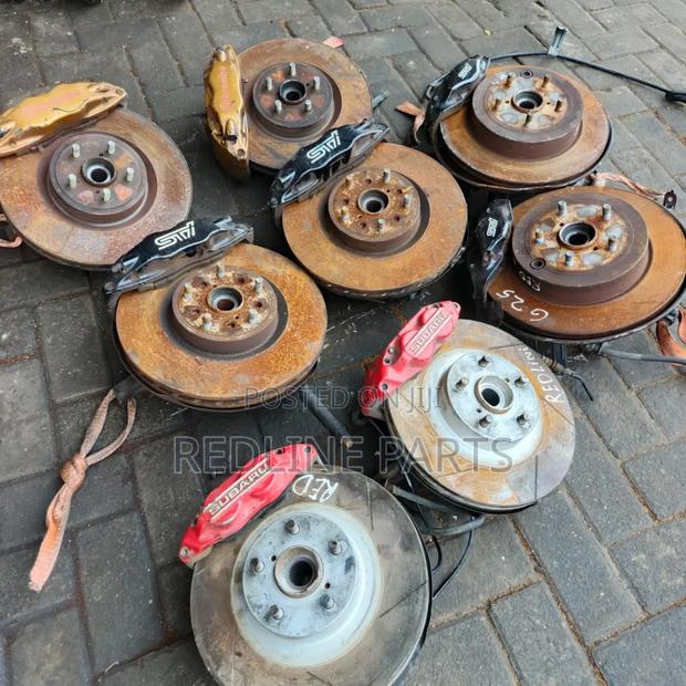 Subaru Brembo Callipers - thumbnail 2