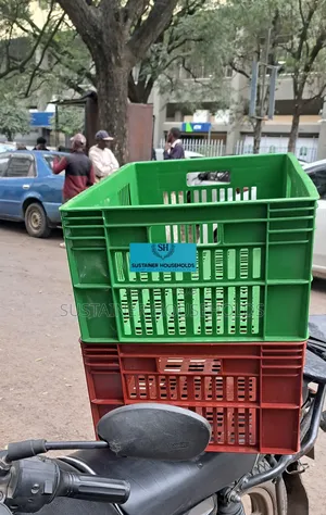 Normal Plastic Crates in Maroon and Green