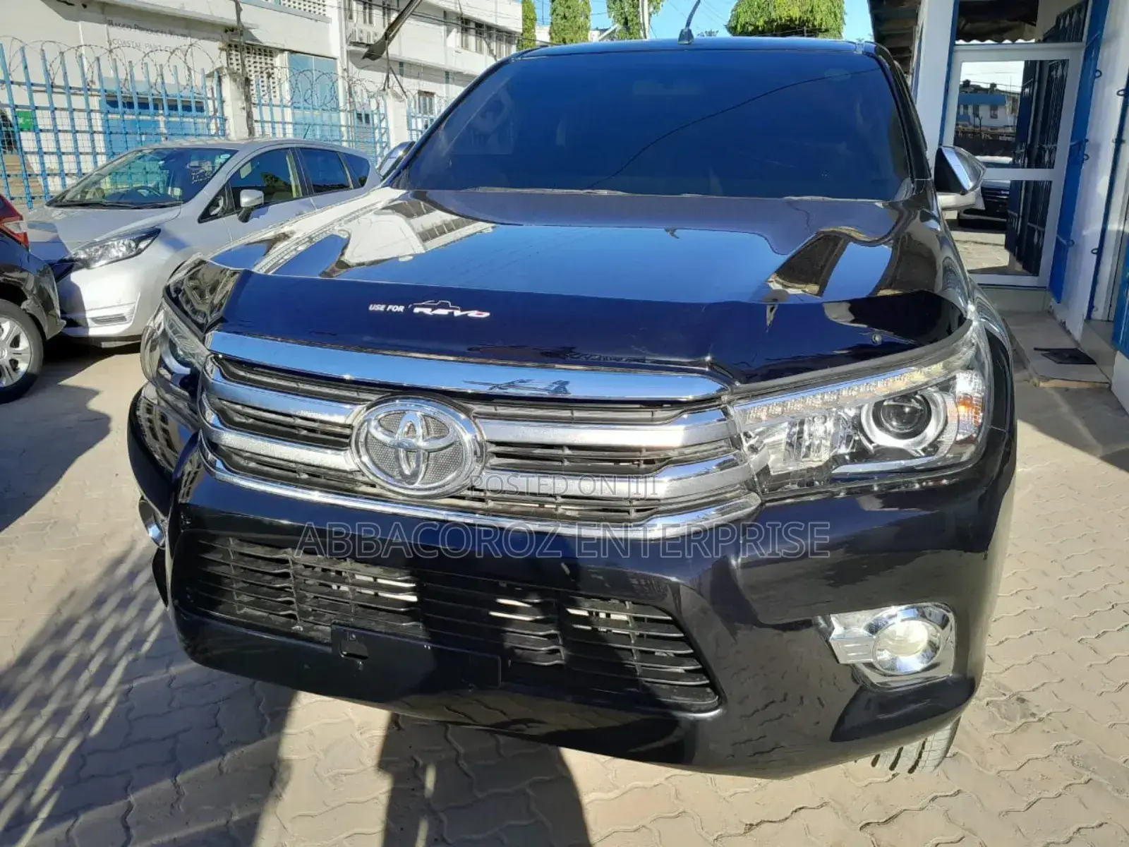 Toyota Hilux 2018 White