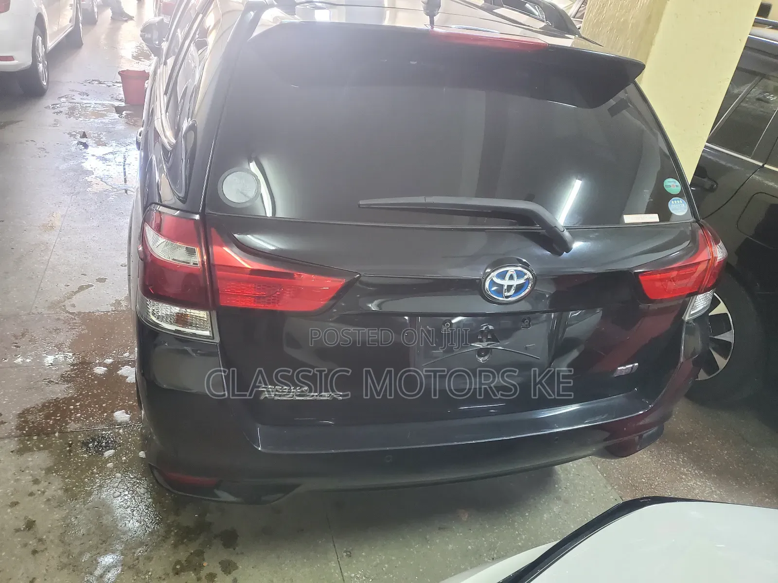 Toyota Corolla Fielder 2018 Black