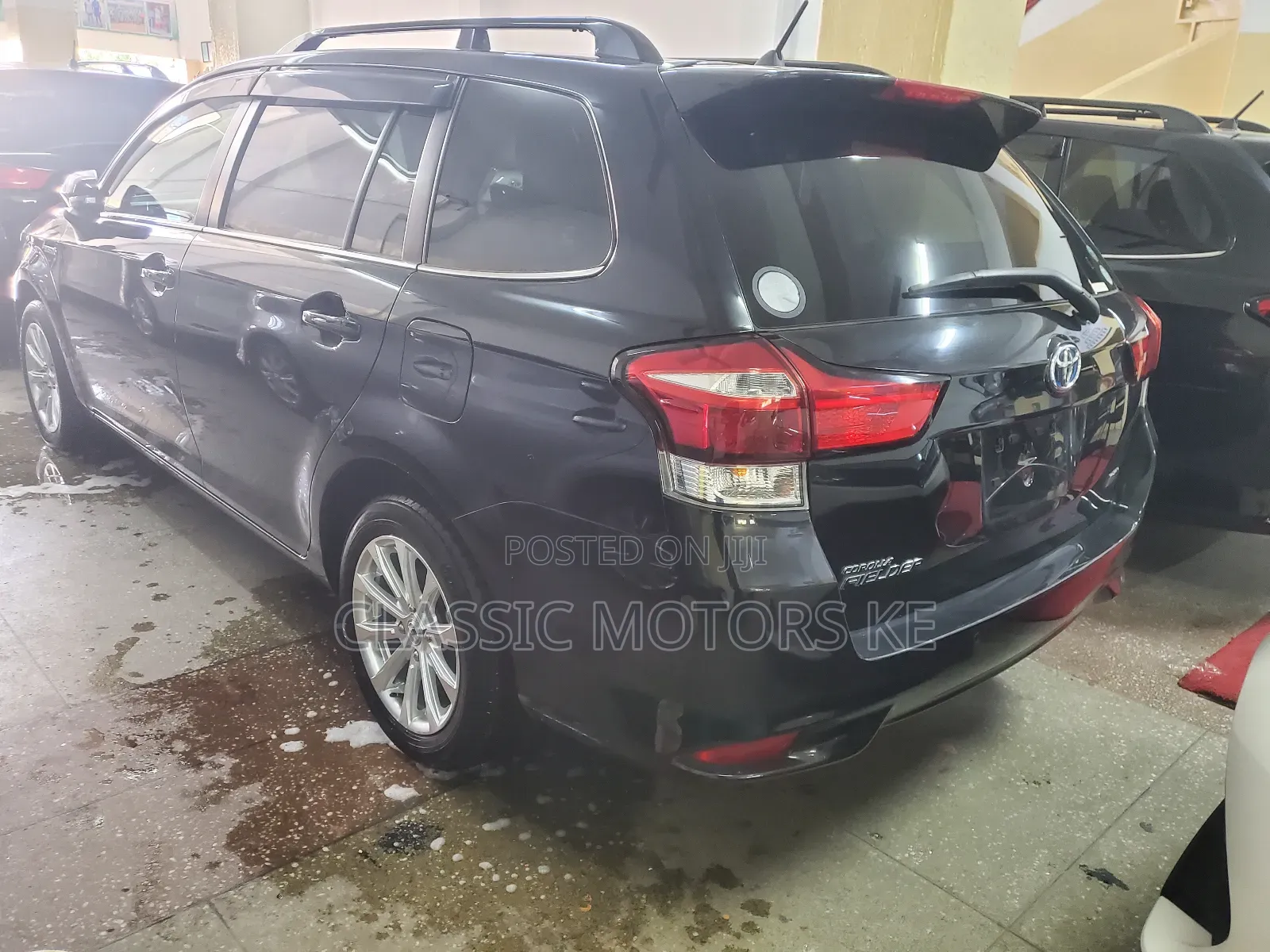 Toyota Corolla Fielder 2018 Black