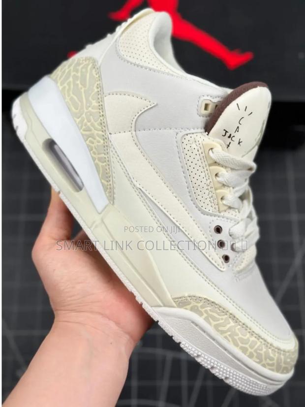 Air Jordan 3 Boots - thumbnail 2