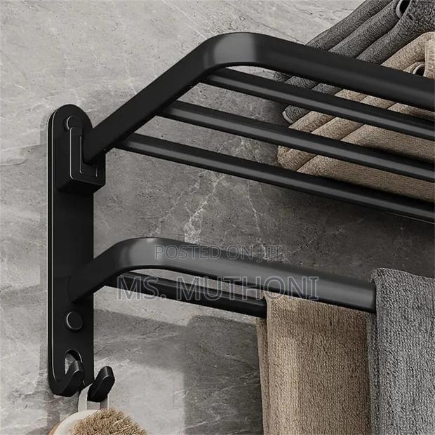 Strong *Wall Mounted Towel Rack With Hooks* - thumbnail 2