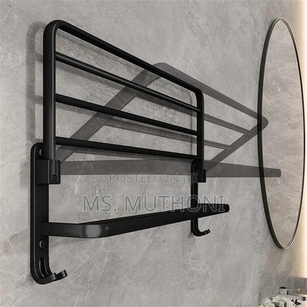 Strong *Wall Mounted Towel Rack With Hooks* - thumbnail 3
