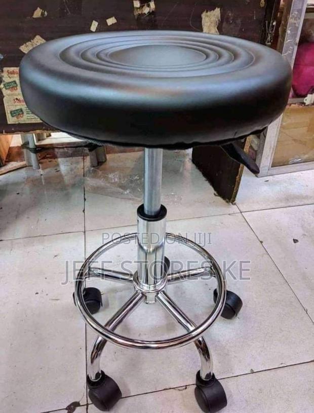Professional Pedicure Stool