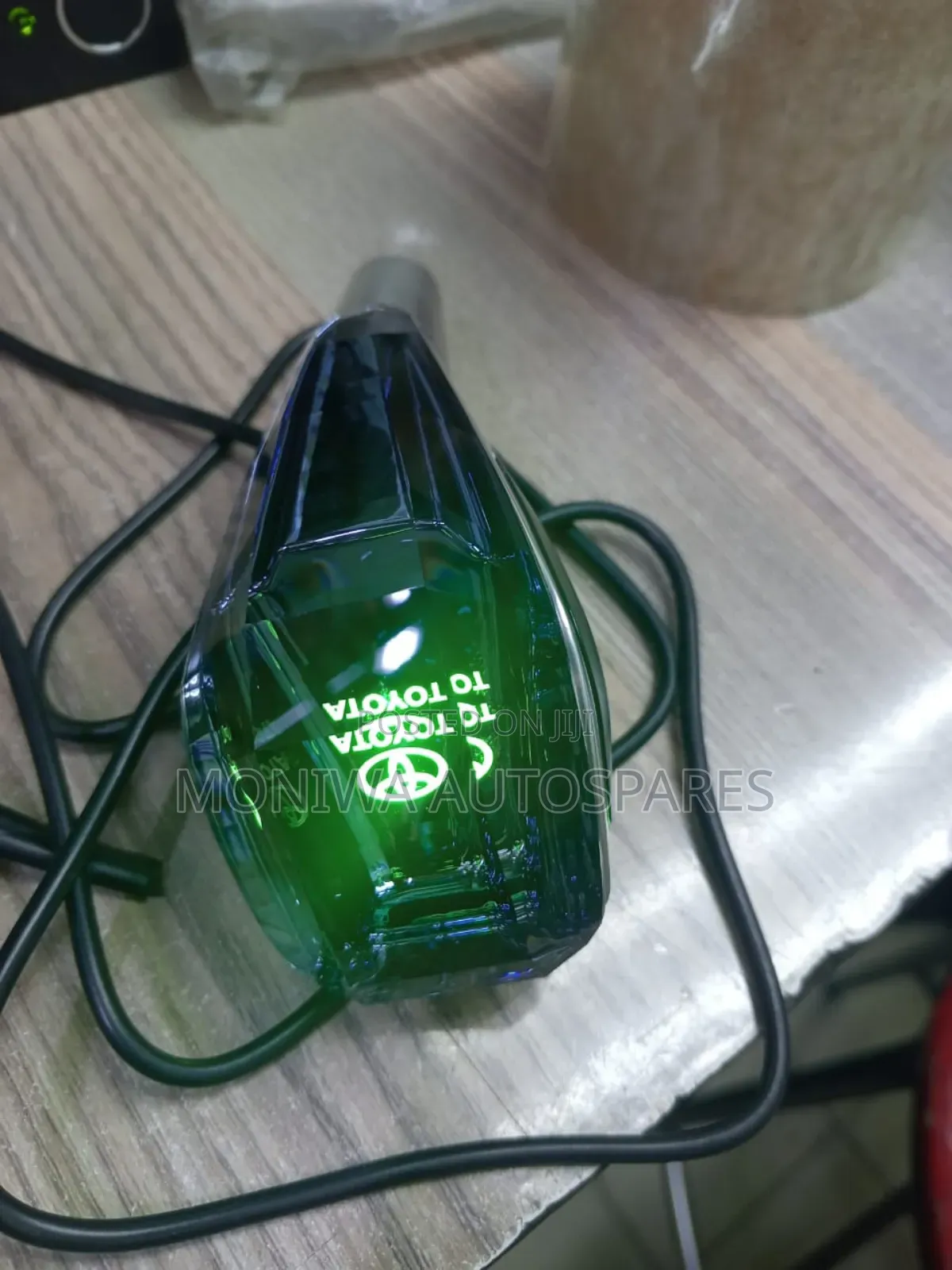 Universal Gear Shift Knobs With Light