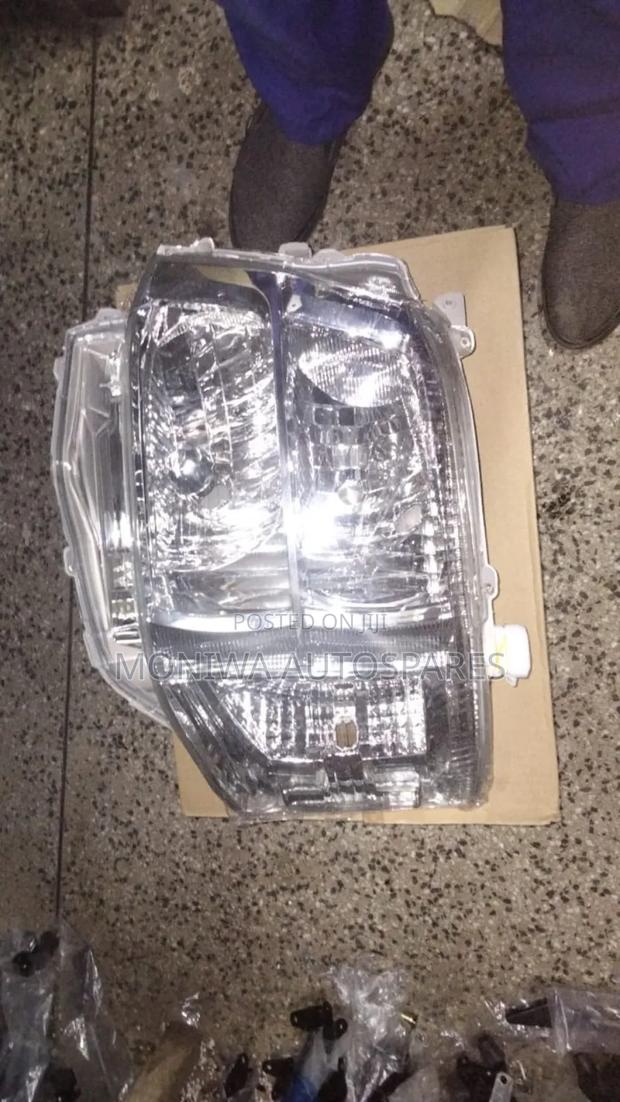 Headlamp/Light Toyota Hiace 7l 2012
