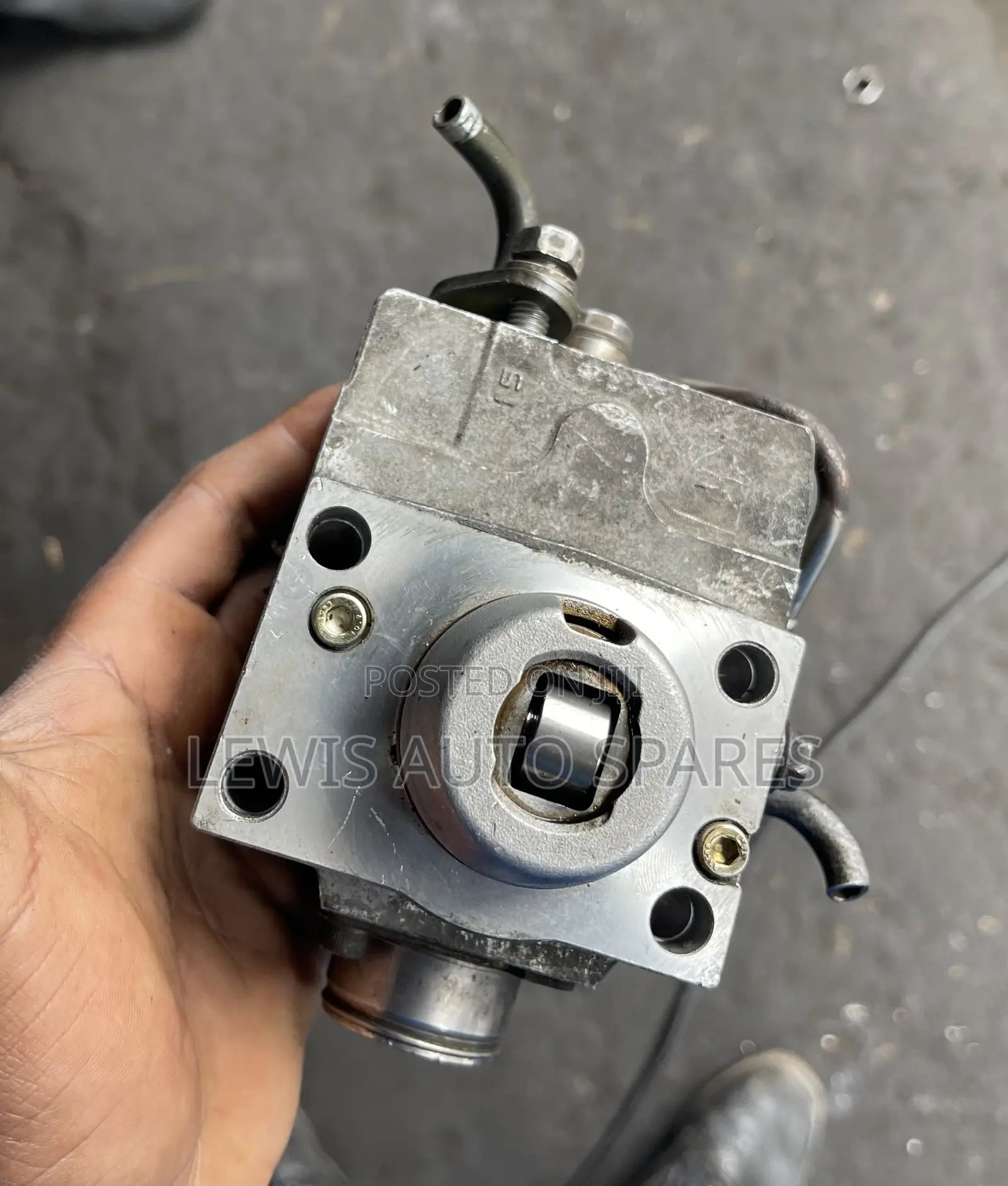 Mistubishi Galant Pajero I.O Pump