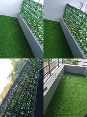 Artificial Balcony Grass Carpet and Artificial Privacy Fence - thumbnail 2
