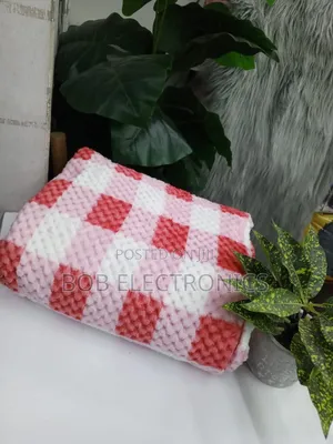 Fleece Throw Blankets E