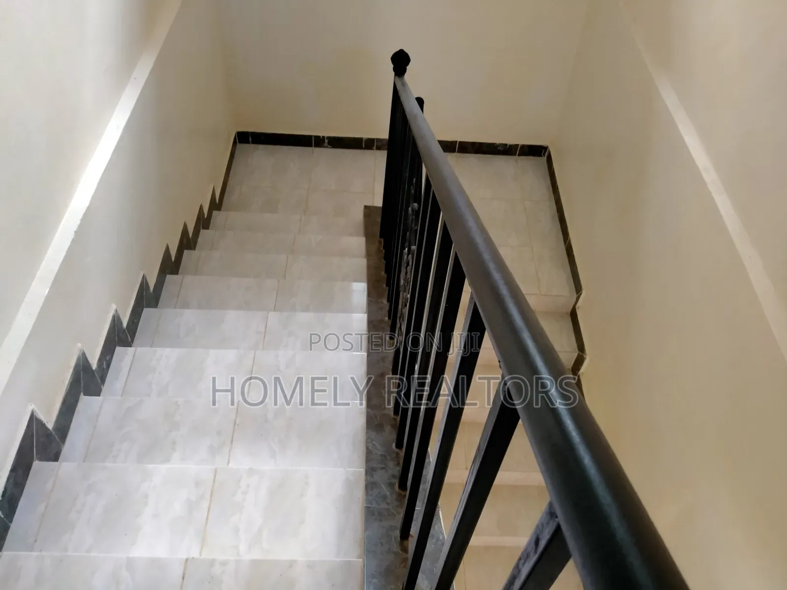 5bdrm Maisonette in Acacia Gated Estate, Ongata Rongai for sale