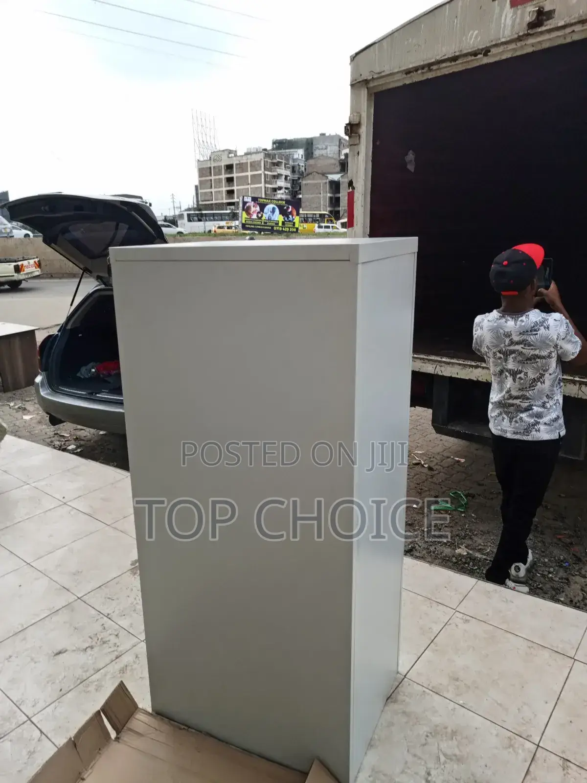 Metallic File Cabinet