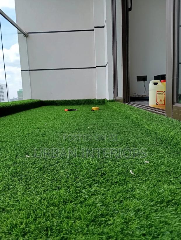 Green Grass - main view