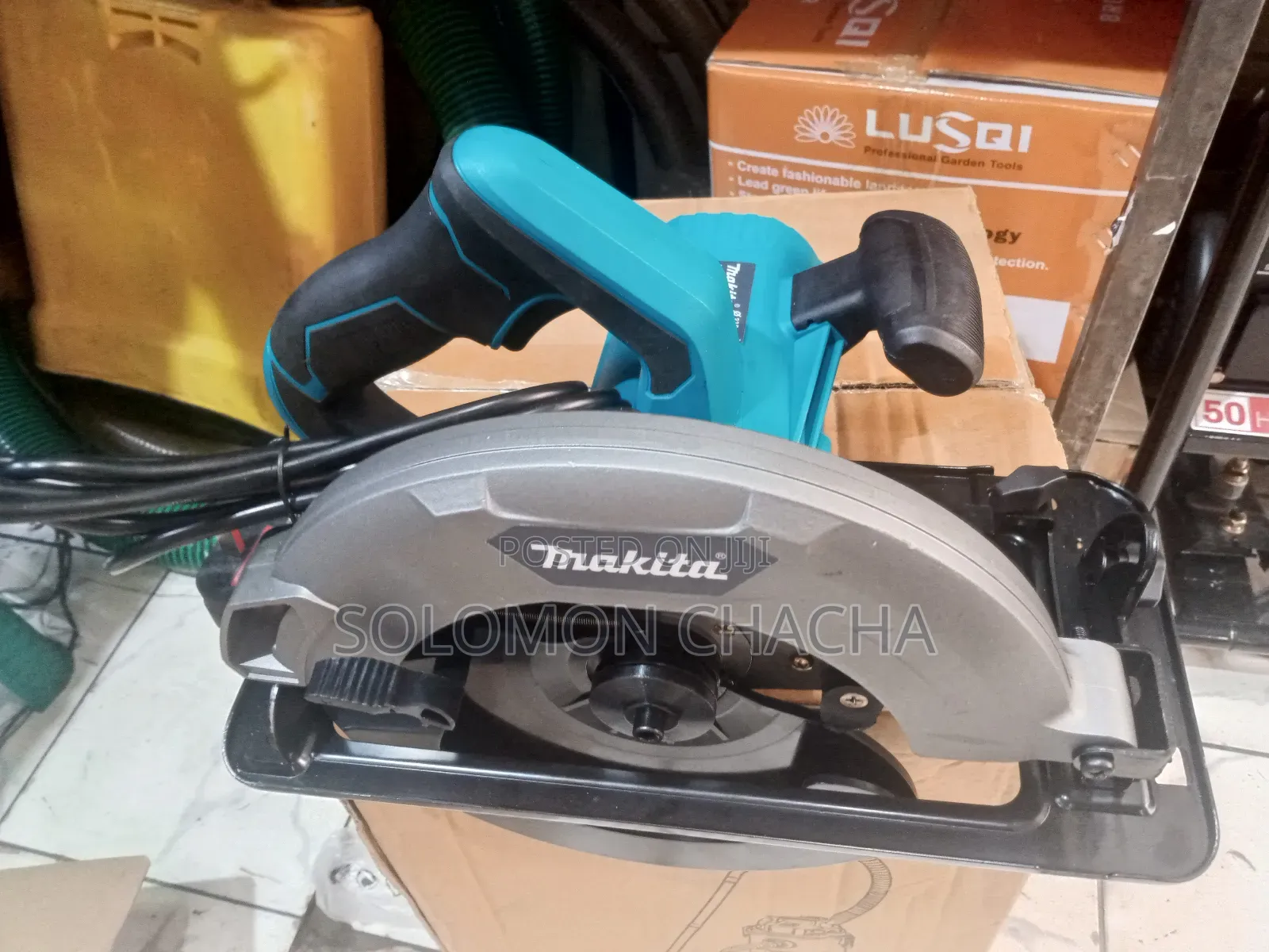 Makita 9 Inch Circular Saw 2000w With One Free Disks