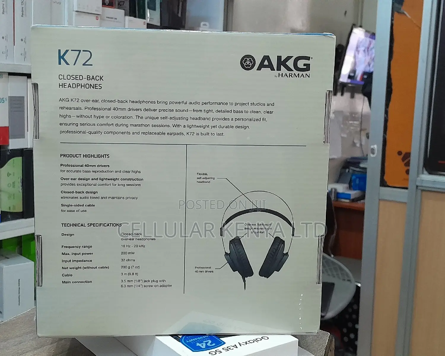 Akg Closed-Back Stereo Headphones